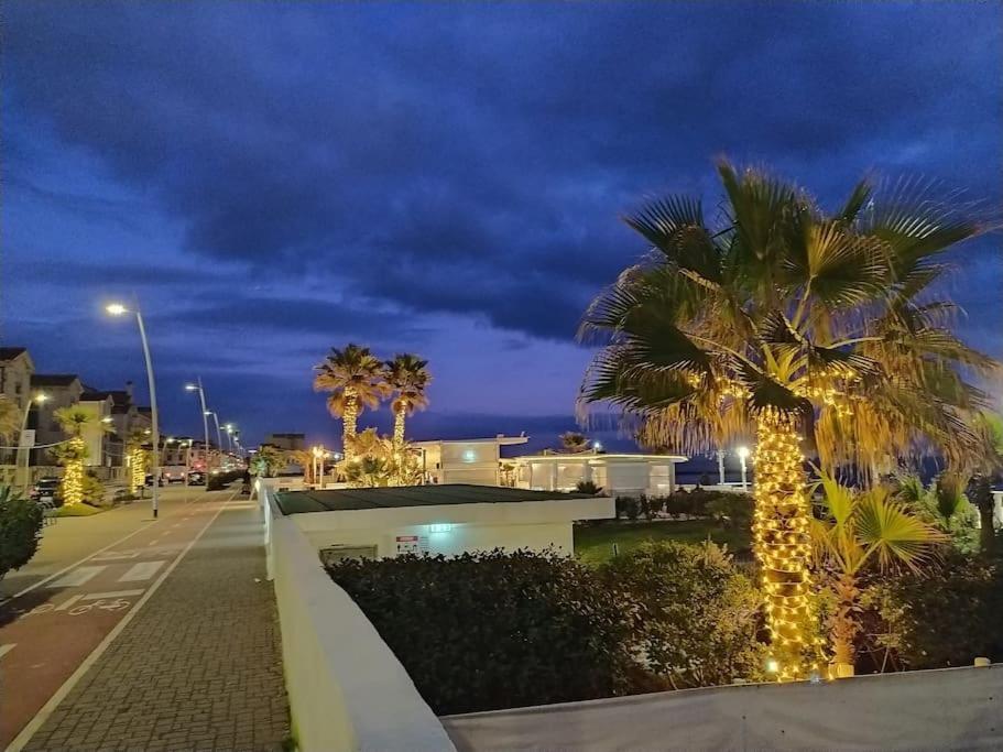 Sea Of Rome - Holiday Home Ostia Buitenkant foto