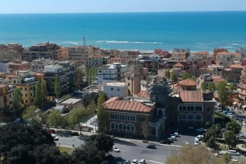 Sea Of Rome - Holiday Home Ostia Buitenkant foto