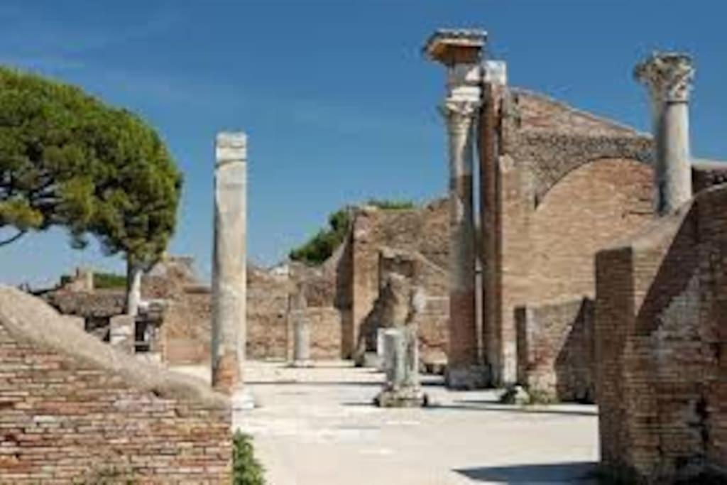 Sea Of Rome - Holiday Home Ostia Buitenkant foto